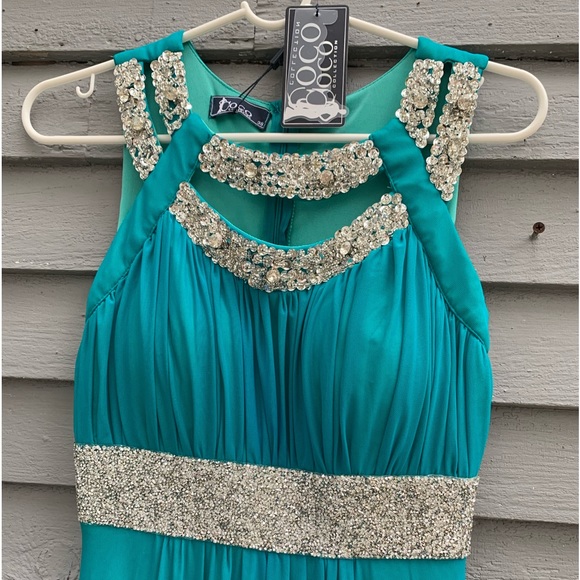 Evening Gown by Coco Collection. Size M. - Picture 2 of 10